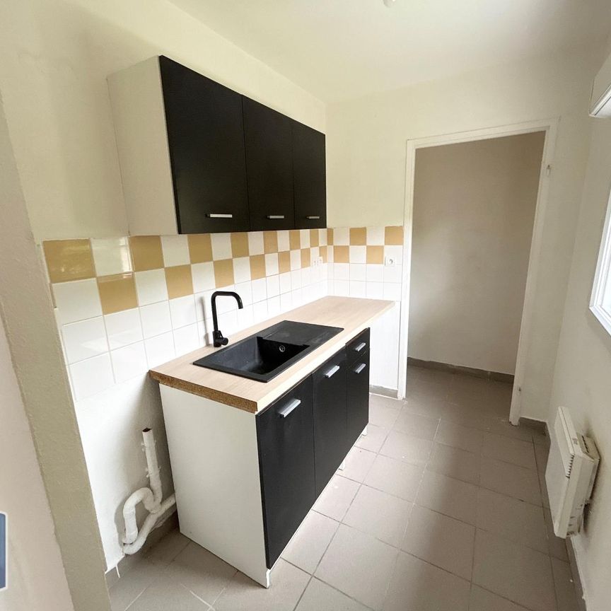 Location Appartement 2 pièces 47m² PECQUENCOURT 59146 - Photo 1