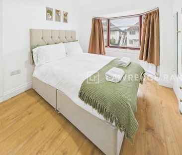 4 bedroom terraced house to rent - Photo 5