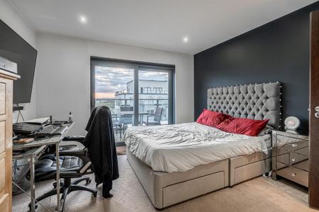 3 bedroom penthouse to rent - Photo 4