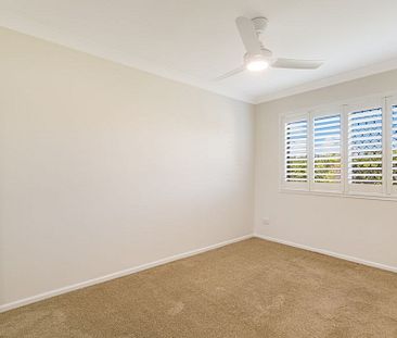 LIGHT AND BRIGHT RIVERSIDE APARTMENT - Photo 5