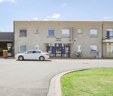 Goed gelegen appartement in centrum Sint-Eloois-Winkel - Photo 1