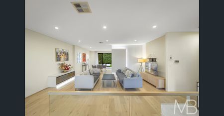 SPACIOUS FAMILY HOME IN A PEACEFUL SETTING - Photo 2