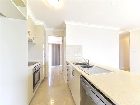 WESTDALE – Modern in New Estate! - Photo 4