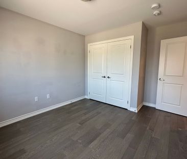 For Lease - 114 Jewel Street, Blue Mountains, Ontario - Photo 2