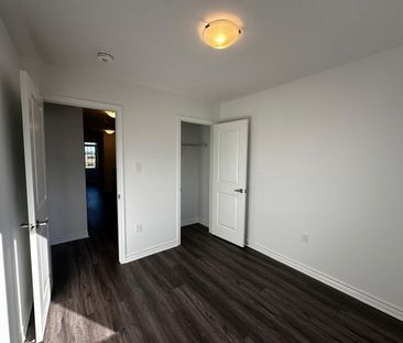 For Lease - 349 millstone Street, Kitchener, Ontario - Photo 4