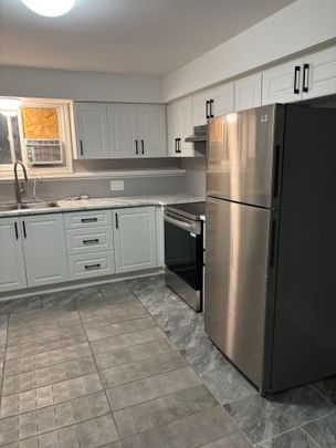 For Lease - 171 Centre Street Unit# Lower Level, Oshawa, Ontario - Photo 1