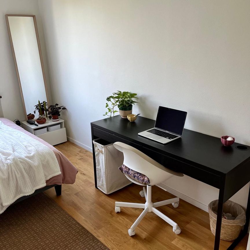 Ekensbergsvägen, Solna - Photo 1