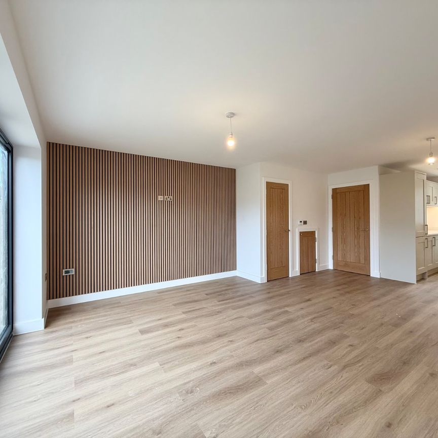 3 bedroom semi-detached house to rent - Photo 1