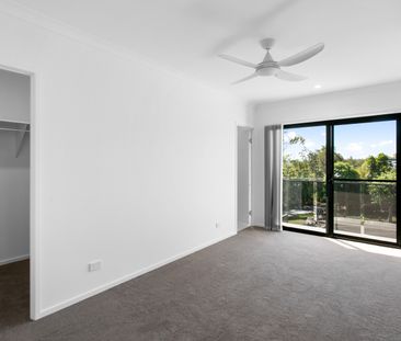 10 River Cove Circuit, Murrumba Downs QLD 4503 - House For Rent | D... - Photo 2