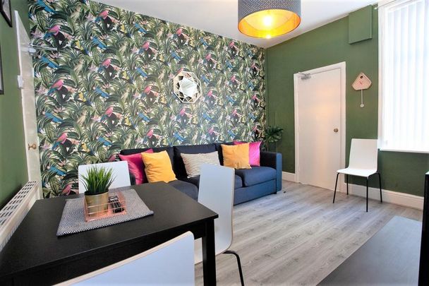 3 bedroom terraced house to rent - Photo 1