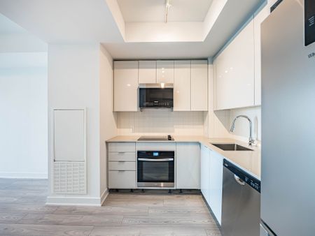 For Lease - 2920 highway 7 Road Unit# 3003, Vaughan, Ontario - Photo 3