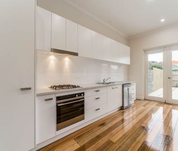 538 Hawthorn Road, CAULFIELD SOUTH, VIC - Photo 3