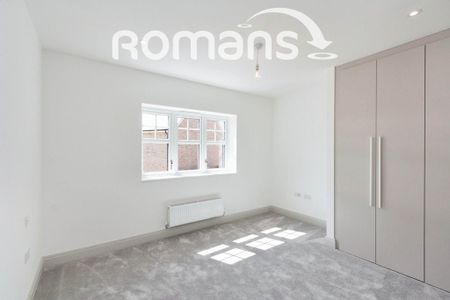 3 bedroom semi-detached house to rent - Photo 4