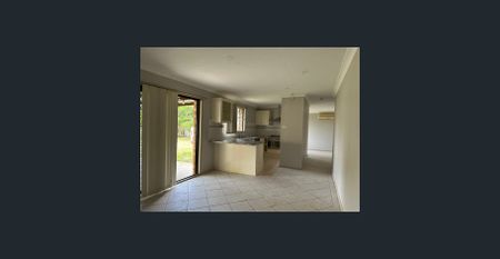 3 Bedroom Home in Bonnyrigg - Close to all Amenities. - Photo 3