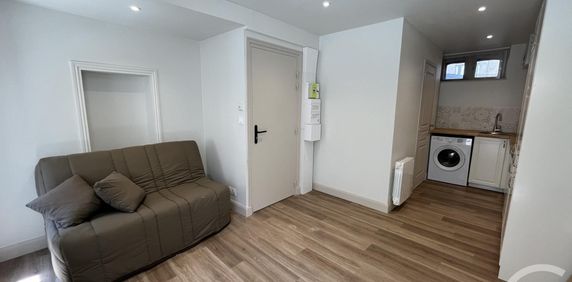 Location Appartement 1 pièce 19m² GRANVILLE 50400 - Photo 2