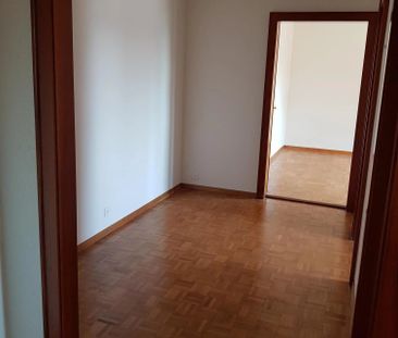 Appartement de 3.5 pièces, d'env. 75 m2 au 7ème étage - Photo 2