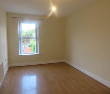 30 Richmond Park, Upper Lisburn Road, Belfast, BT10 0HB - Photo 3