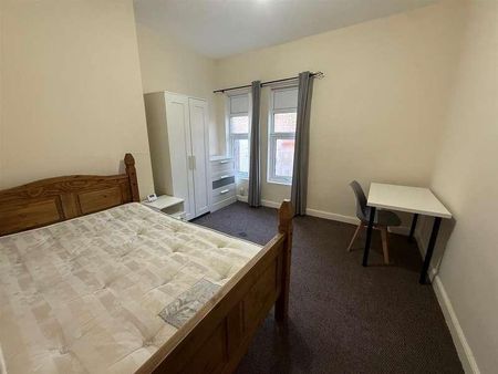 Montrose Street, Middlesbrough, TS1 - Photo 3