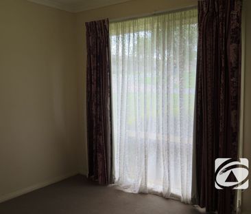 COSY THREE BEDROOM HOME! - Photo 4