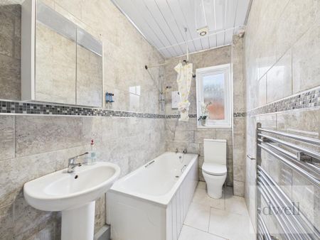 4 bedroom terraced house to rent - Photo 5