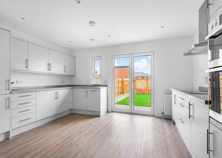 Graven Hill Road, Ambrosden, OX25 - Photo 2