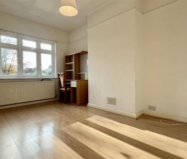 4 bedroom house to rent - Photo 2