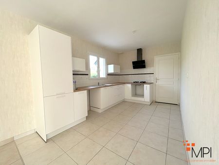 Location Maison 6 pièces 114m² - Photo 4