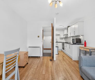 Greenland Mews, London, SE8 5JW - Photo 3