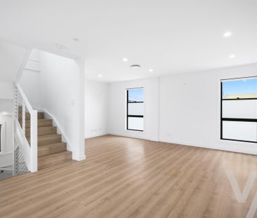 1/5 May Street, Mayfield NSW 2304 - Townhouse For Rent | Domain - Photo 4