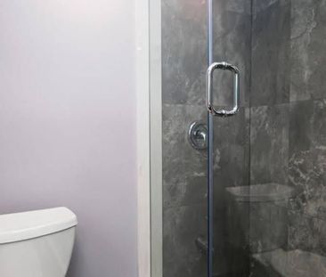 For Lease - 827 Stainton Drive, Mississauga, Ontario - Photo 4