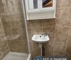 Studio to rent - Photo 6