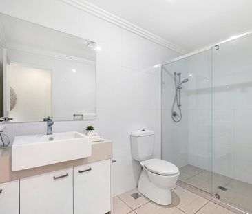 3/18 Tian Cres, Upper Coomera QLD 4209 - Townhouse For Rent | Domain - Photo 1