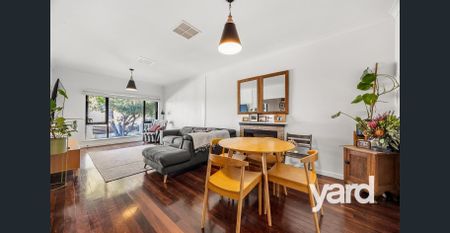 Blend of Character & Modern Living - Photo 4