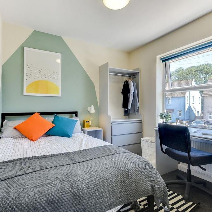 6 bedroom house to rent - Photo 1