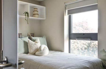 1 bedroom in a house share to rent - Photo 3