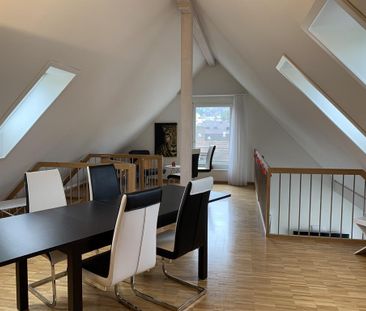 Attraktive 4 1/2-Zimmer-Dachwohnung mit Galerie - Photo 3