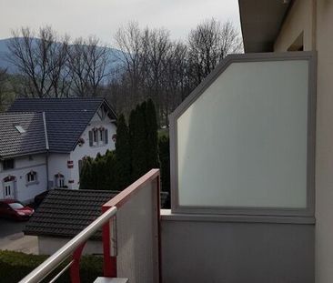 Small 2-room apartment renovated in 2020 in a quiet neighborhood! - Photo 2