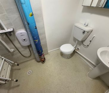 2 bedroom apartment to rent - Photo 6