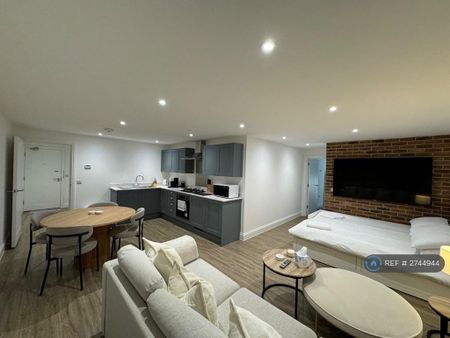 1 bedroom flat to rent - Photo 4