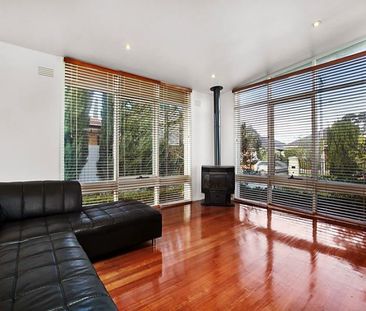 24 Sterling Drive, Keilor East VIC 3033 - Photo 4
