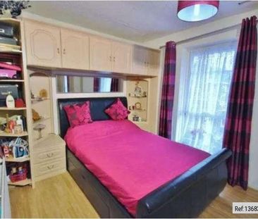 St. James Road, Sutton, Cheam, SM1 - Photo 4
