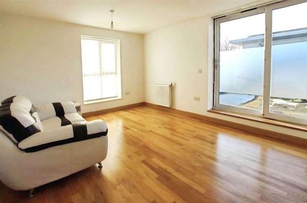 Porters Way, West Drayton, UB7 - Photo 1