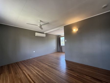 HIGHSET 3 BEDROOM HOME IN KELSO - Photo 3