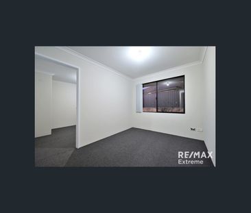 Perfect Family Home - Photo 6