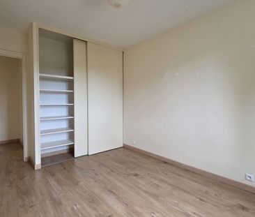 Location Appartement 3 pièces 69m² FONTAINEBLEAU 77300 - Photo 2