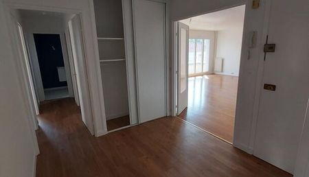 Appartement 4 pièces 83m2 REIMS 900 euros - Photo 4