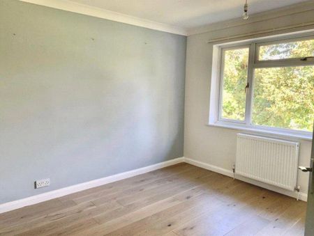 4 bedroom terraced house to rent - Photo 2