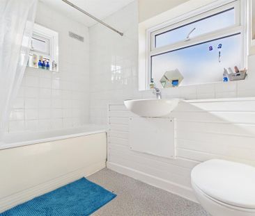 2 bedroom property to rent - Photo 2