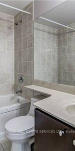 Hurontario / Burnhamthorpe Luxurious 2Bdrm Open Concept High Ceilings - Photo 4