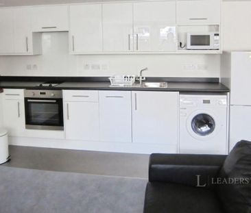 apartment to rent Fitzwilliam Road, Cambridge, Cambridgeshire, CB2 - Photo 5